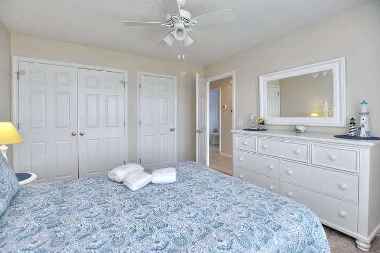 Carolina Dreaming 122 SE 58th-small-020-065-DSC 0430 1 2 Enhancer-666x444-72dpi