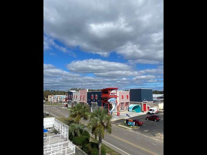 OW 3101 44 Shopping Near Ocean Walk Condos