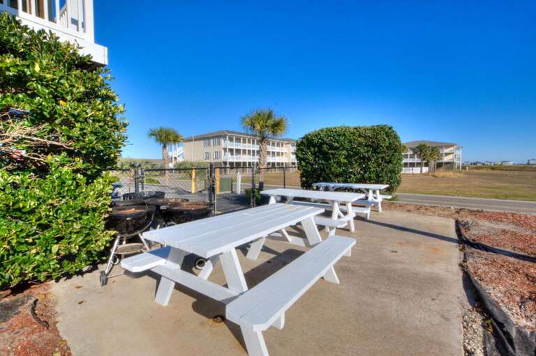 Picnic Table
GW 1.12.24