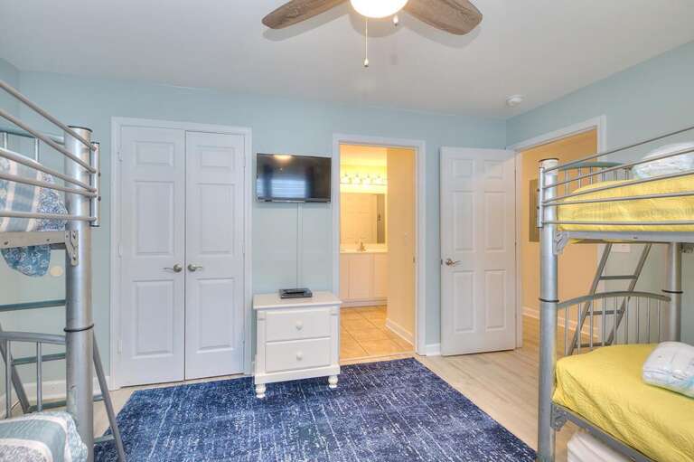 Bedroom 
 GW 4.2023