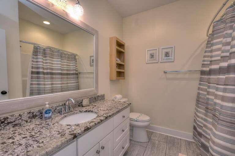 Full bathroom with shower/tubGW 2.2023