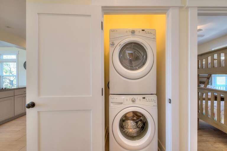 Full size washer/dryer
GW 2.2023
