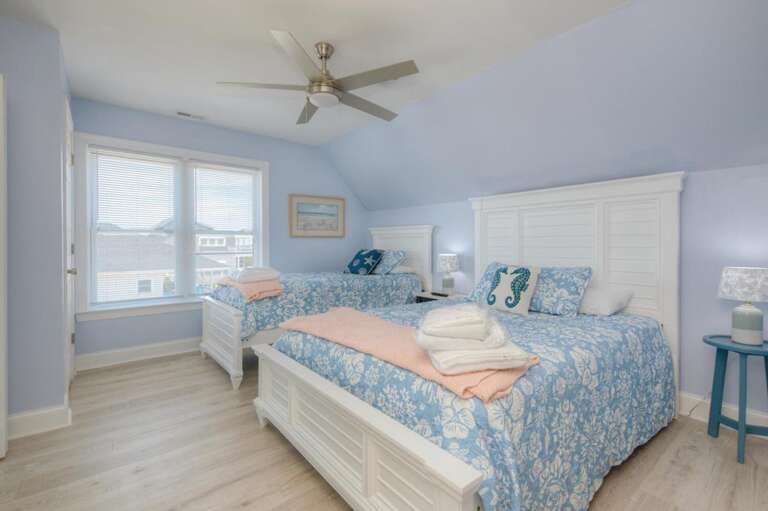 Picture Perfect.32.GW.5-13-25