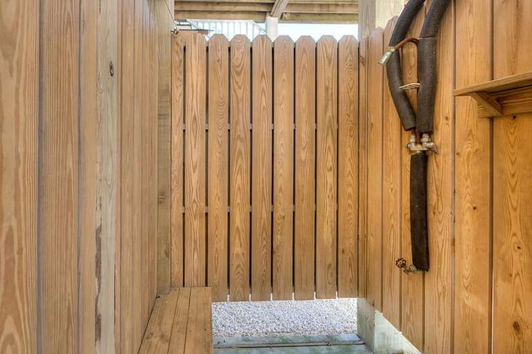 Outdoor shower
GW 1.19.24