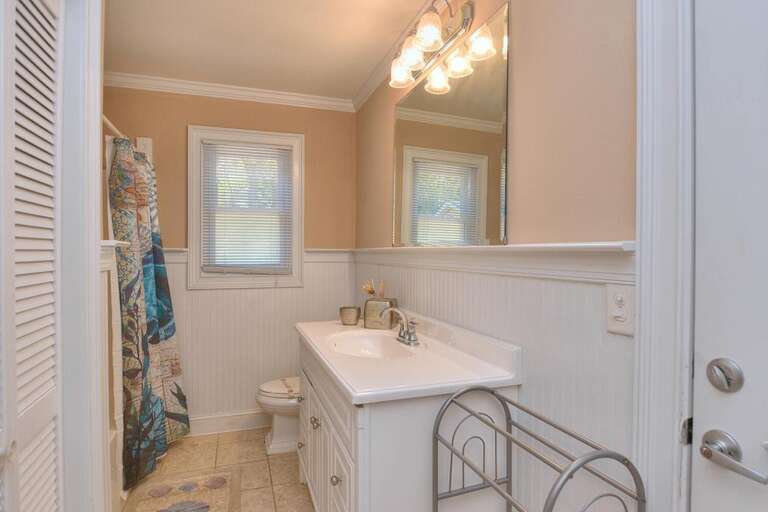 Bathroom v