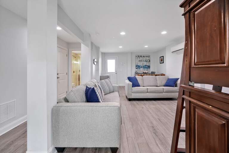 2nd Living Area
CG 11.17.23