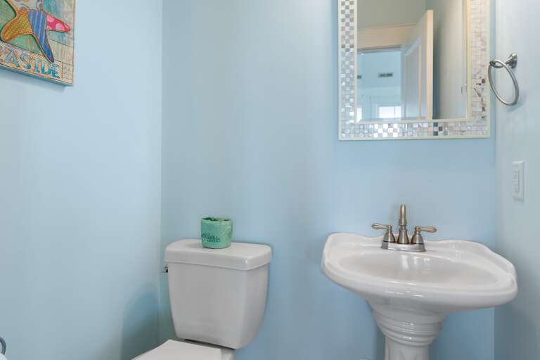 Half Bath
GW 6-10-25