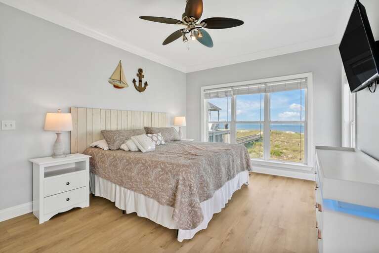 Brown King Bed
CG 6-4-25