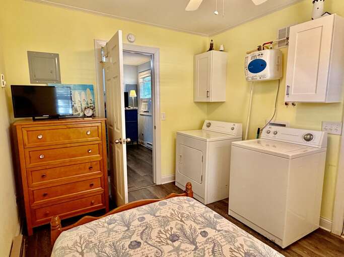 Bedroom/Laundry Area