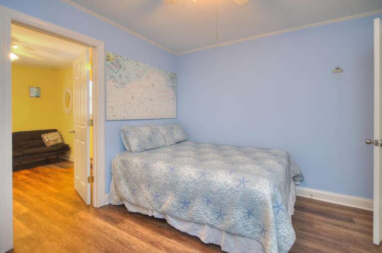 Reel Thrill 215 NE 55th St Oak-large-015-017-Bedroom 2-1500x995-72dpi