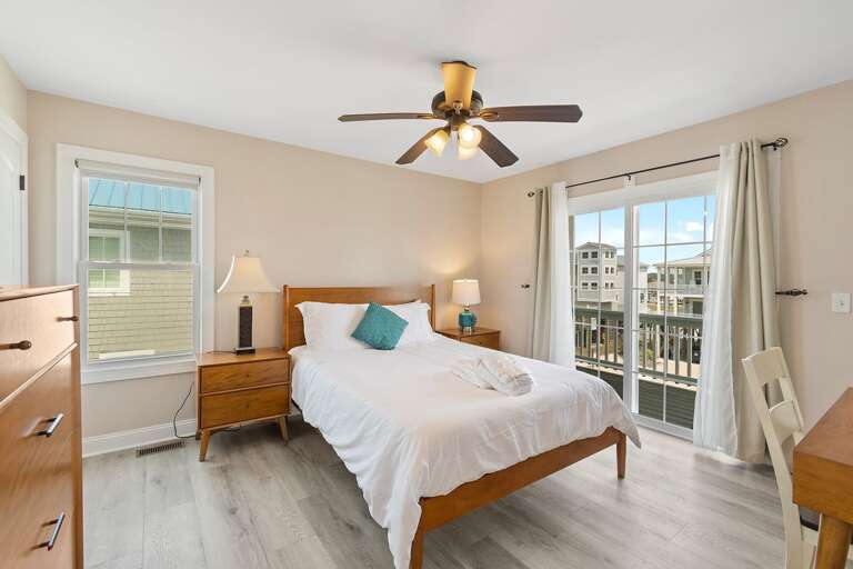 2nd floor guest room 1