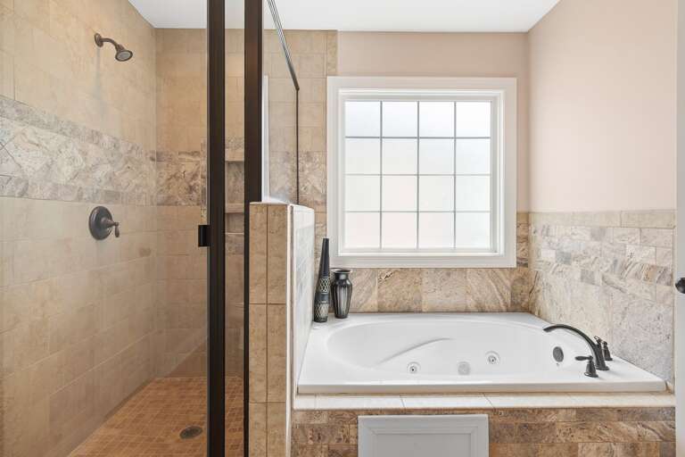 2nd floor master bathroom