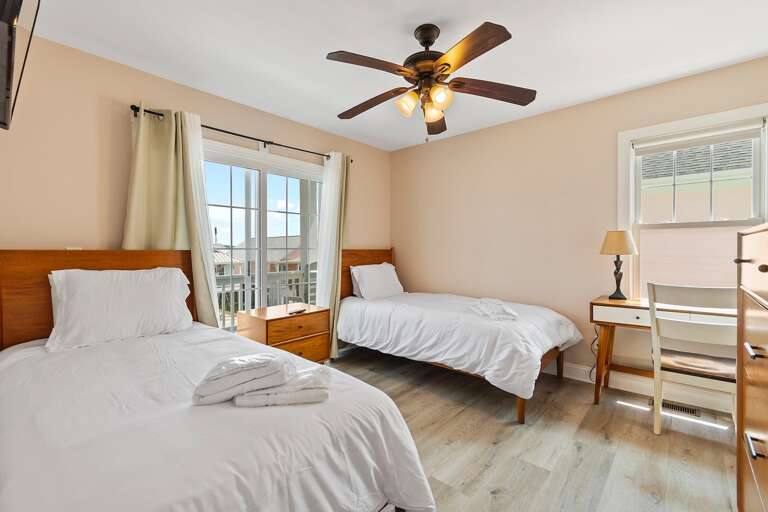 2nd floor twin room
