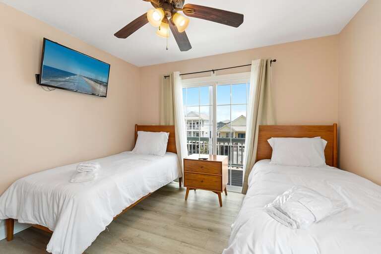 2nd floor twin room