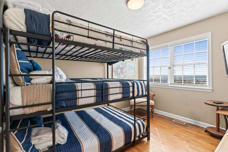 Bedroom 
CAM 10-23-25