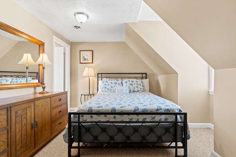 Bedroom 
CAM 10-23-25