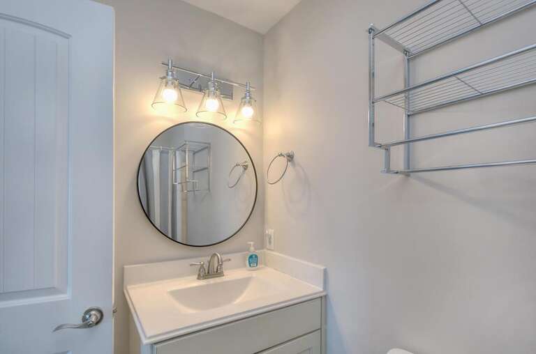Bathroom 
GW 4.2023