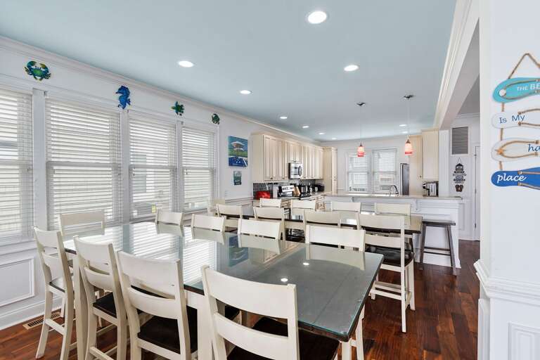 Dining Room
CS 10.13.23