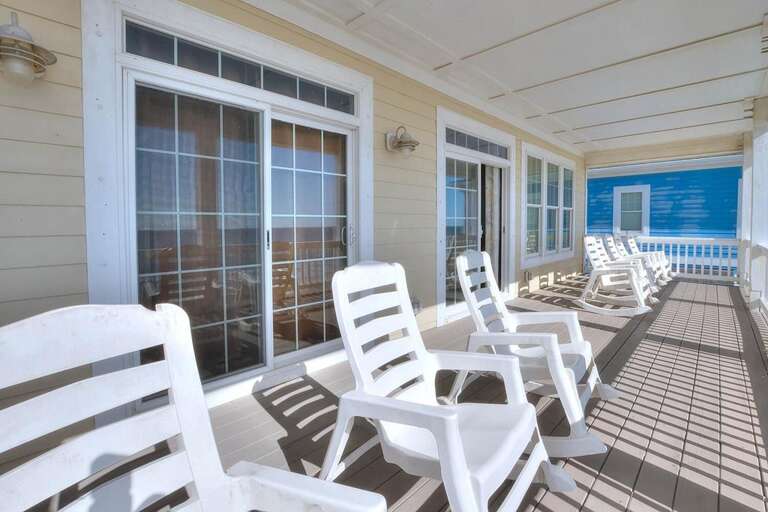 2nd Level Ocean Side Deck Chairs
