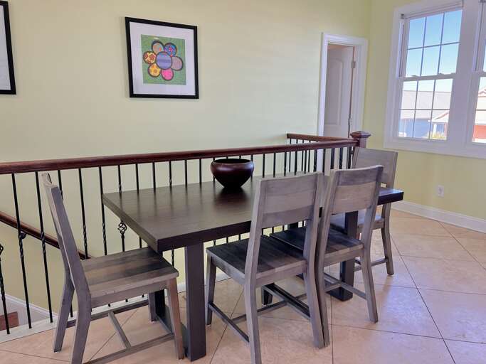 4 Chair Table 
JR 12/12/24