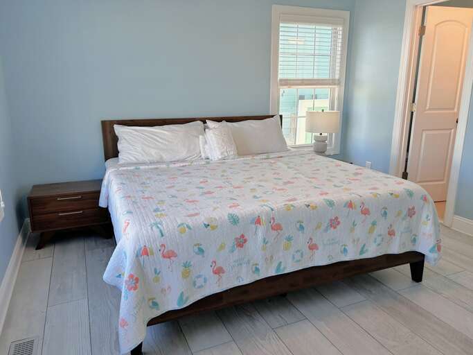 King Bed
JR 12/12/24