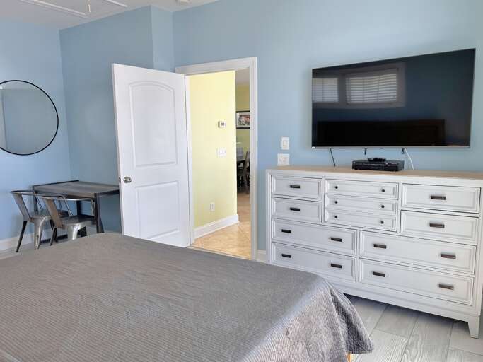 Master King Bedroom with Dresser and TV
JR 12/12/24
