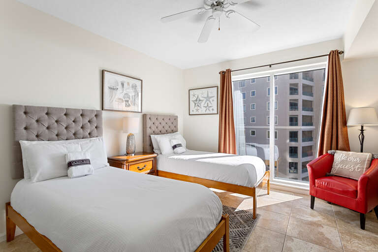 Westwinds 4758 Guest Bedroom