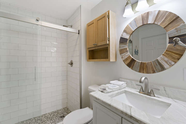 22-Windancer-409-Bathroom