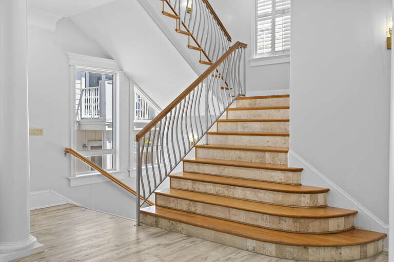 24-Casablanca-Staircase