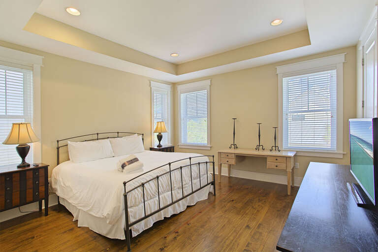 21-Cinnamon-Fern-Master-Bed