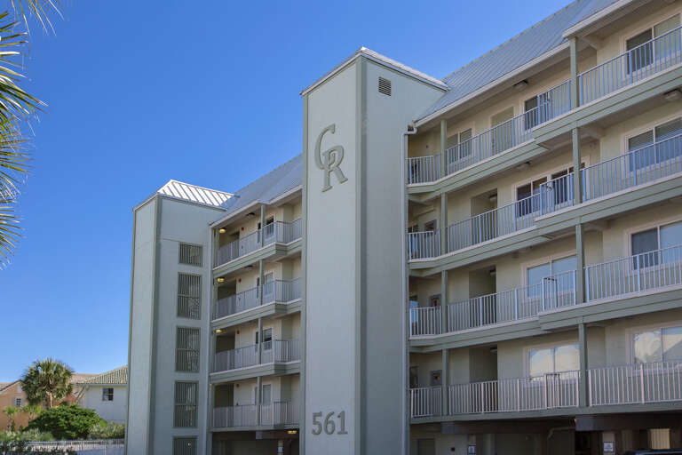 Commodores-Retreat-Front-Ext