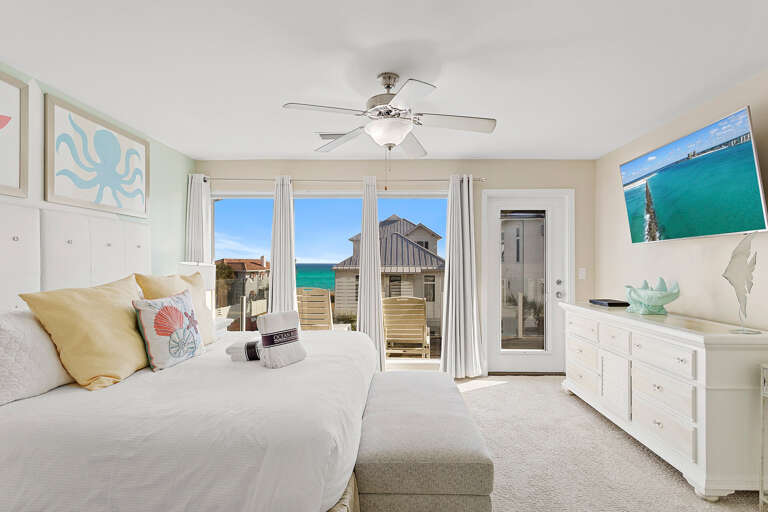 24-Pelican-Place-Primary-Bedroom