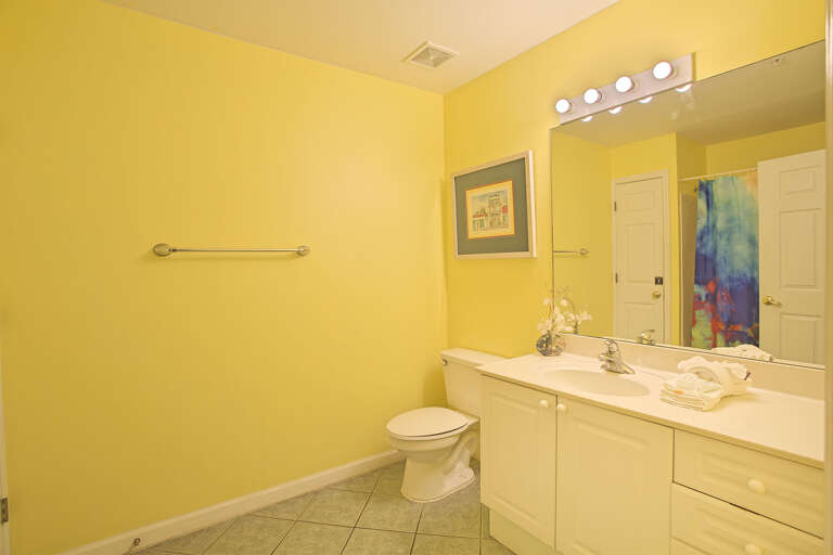 21-Amalfi-Coast-311A-Bathroom-2