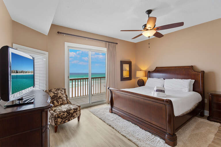 08-Empress-704-Guest-Bedroom 08-Empress-704-Guest-Bedroom