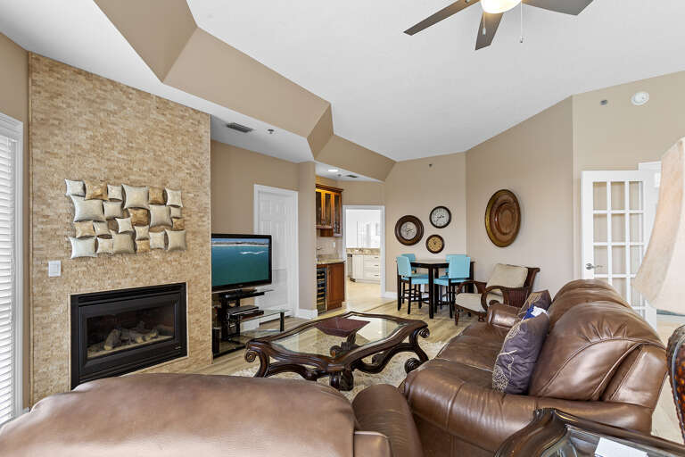 12-Empress-704-Bonus-Den 12-Empress-704-Bonus-Den