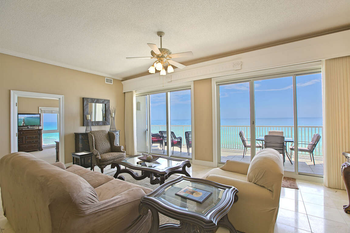 Empress 704 Luxurious 3 Bedroom Condo for 8 Guests in Miramar Beach, FL