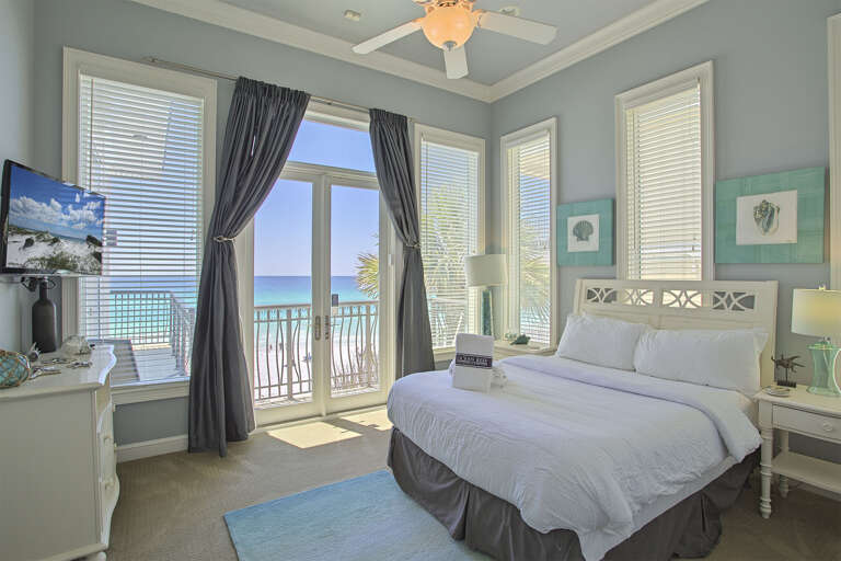 21-Paradis-Bedroom