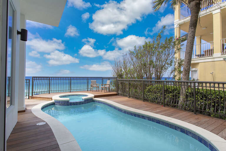Paradis Pool