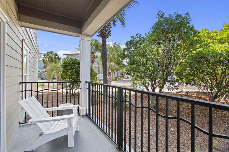 12-Sable-Pointe-West-101-Guest-Patio