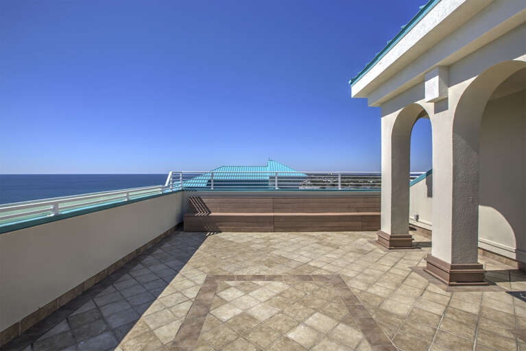 Majestic-Sun-Penthouse-1200B-Upper-Balcony