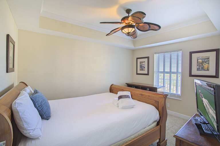 21-Majestic-Sun-1202B-Guest-Bed-2