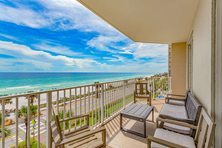 17-BeachViewBlacony-A-4