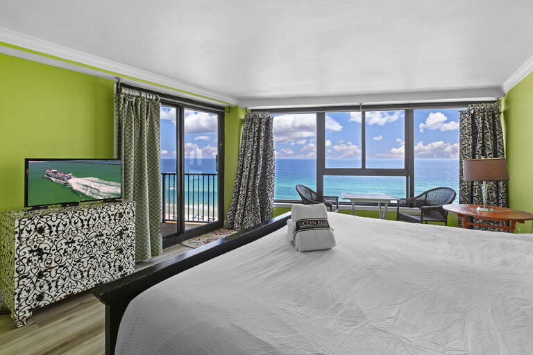 Beachside I 4125 Master Bedroom