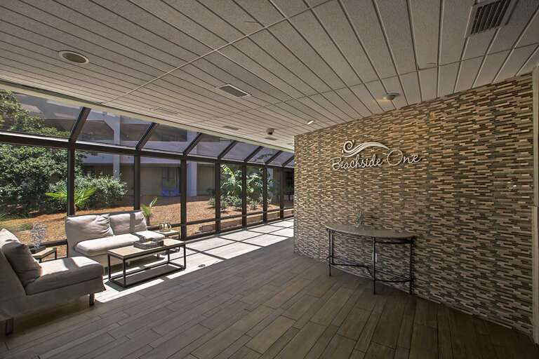 Beachside-Towers-I-Entry