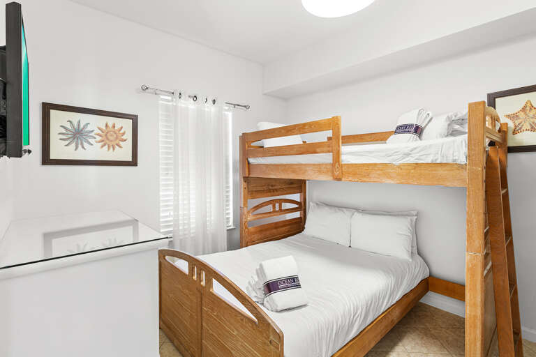 Majestic Sun 804B Guest Bedroom Majestic Sun 804B Guest Bedroom