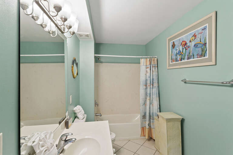 22-Amalfi-Coast-412A-Guest-Bath