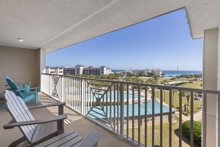 23-Amalfi-Coast-415B-Balcony-Alt