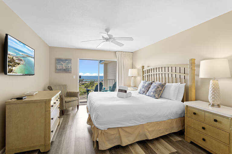 Amalfi Coast 415B Master Bedroom