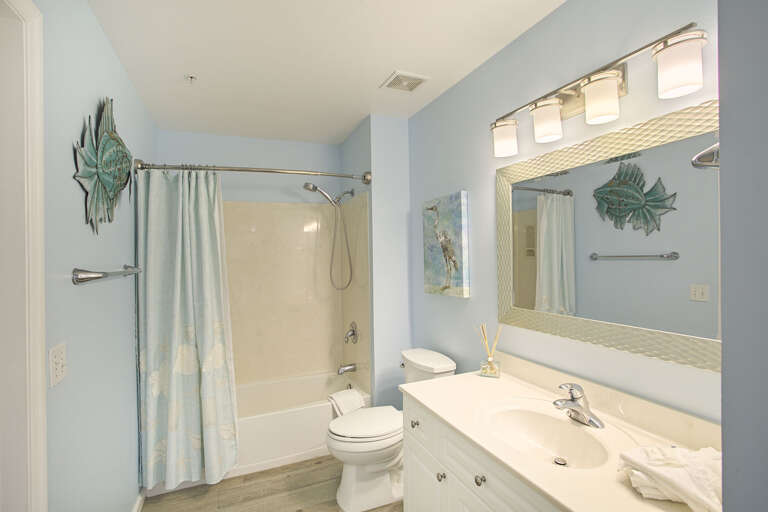 21-Amalfi-Coast-427D-Bathroom 21-Amalfi-Coast-427D-Bathroom