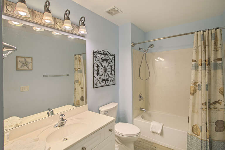 21-Amalfi-Coast-427D-Master-Bath 21-Amalfi-Coast-427D-Master-Bath